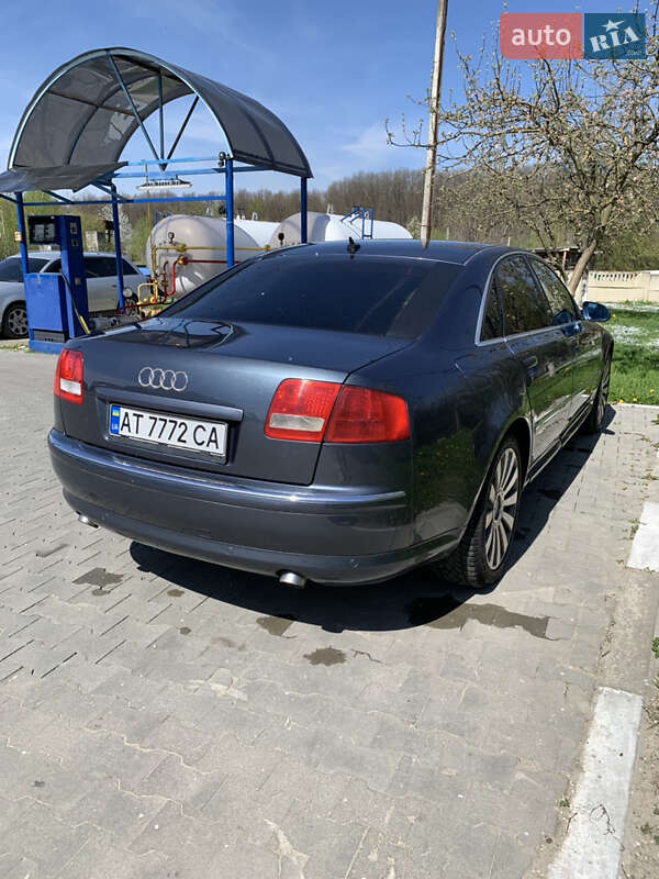 Седан Audi A8 2003 в Калуші
