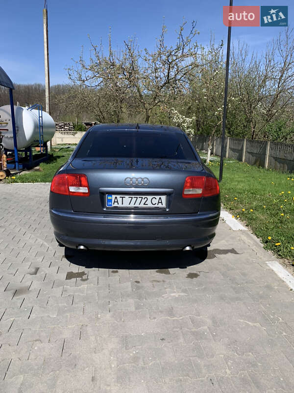 Седан Audi A8 2003 в Калуші