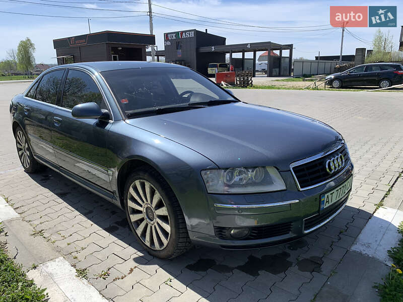 Седан Audi A8 2003 в Калуші