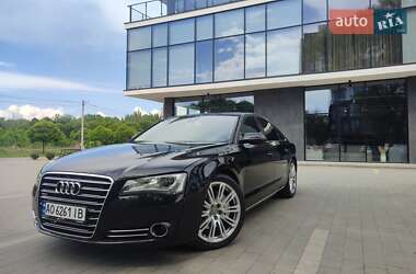 Audi A8  2013