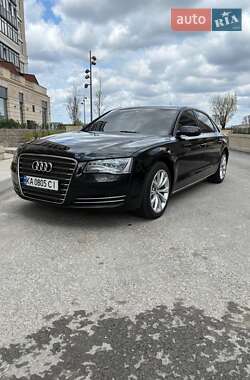 Audi A8  2011