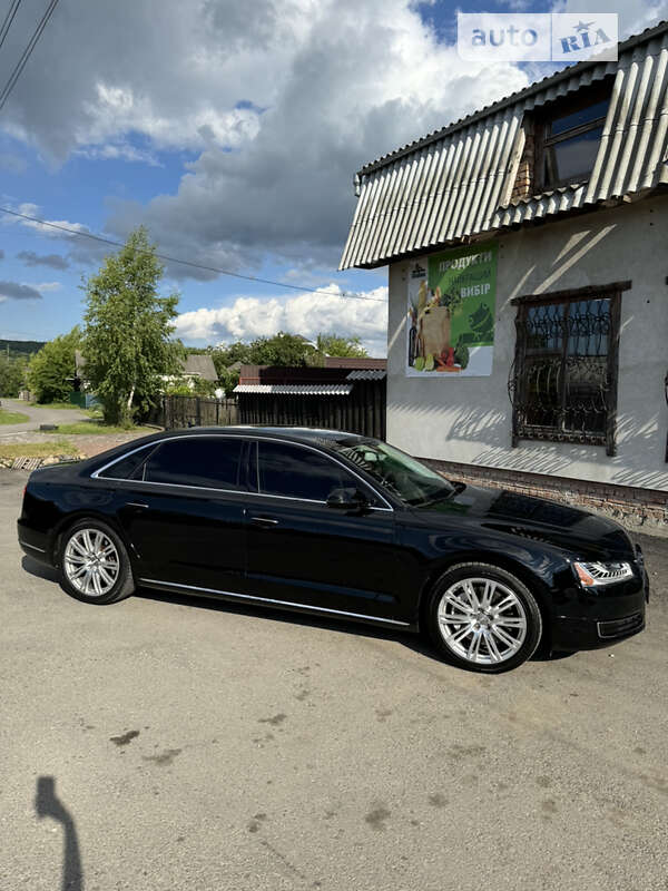 Седан Audi A8 2014 в Ивано-Франковске