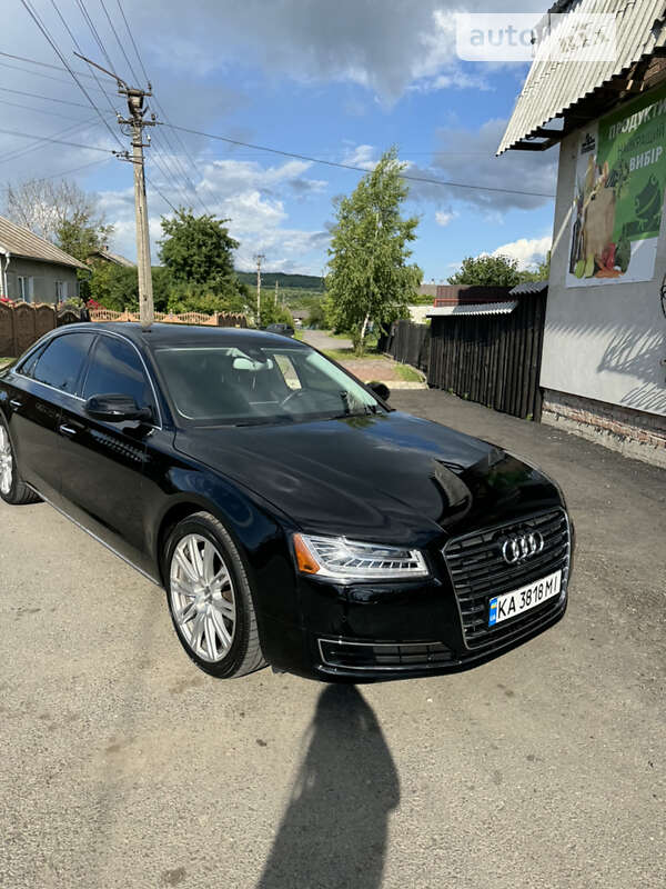Седан Audi A8 2014 в Ивано-Франковске