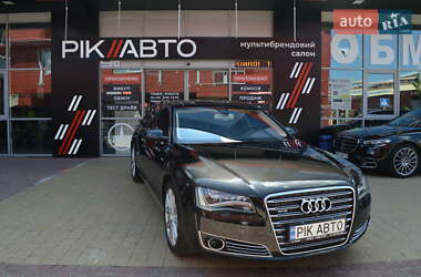 Audi A8  2012