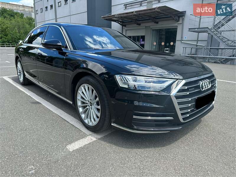 Audi A8 2021