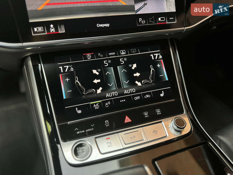 Седан Audi A8 2020 в Львові