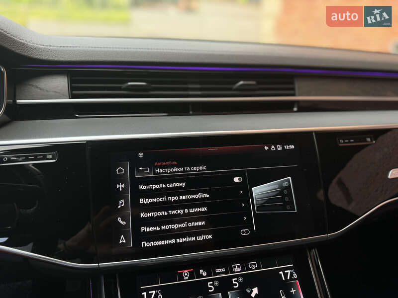 Седан Audi A8 2020 в Львові