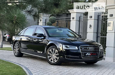Audi A8  2015