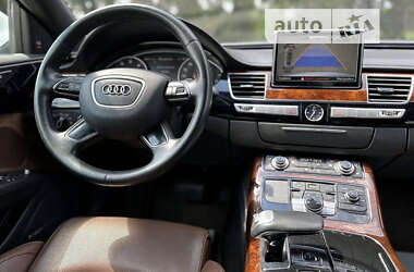 Audi A8  2013