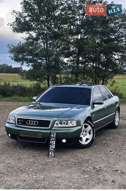 Audi A8  2002