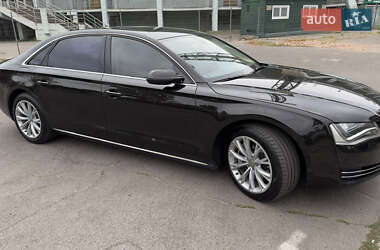Audi A8 2012