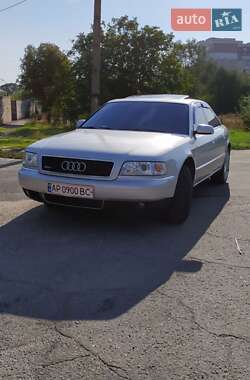 Audi A8  1999