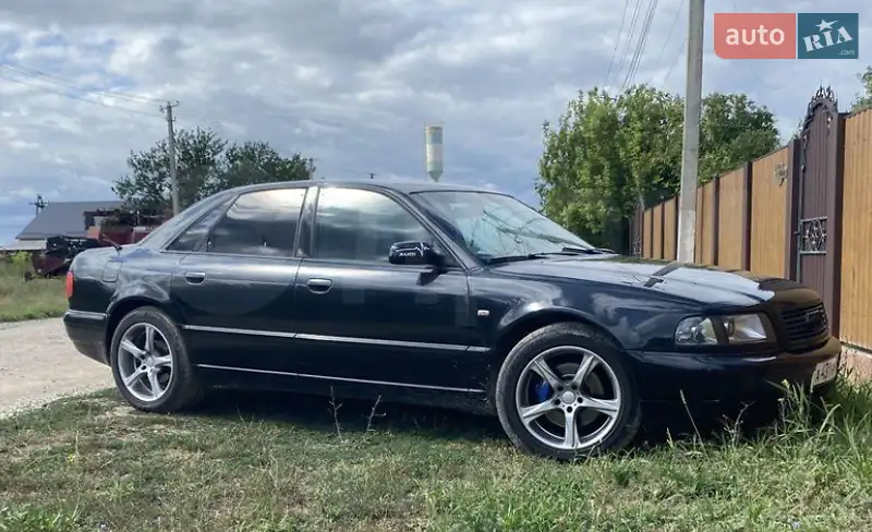 Audi A8 2000