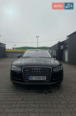 Audi A8  2014