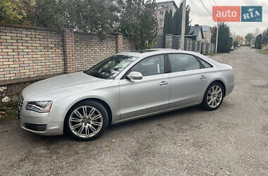 Audi A8  2012