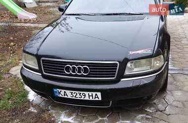 Audi A8  2002