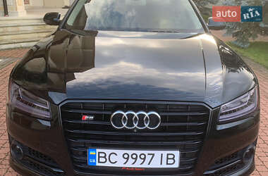 Audi A8  2017