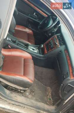 Audi A8  1996