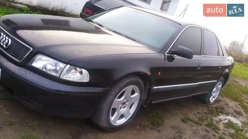 Audi A8 1996