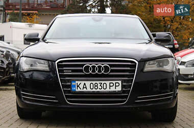 Audi A8  2011