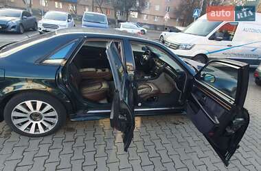Audi A8  1997