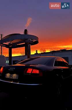 Audi A8 2004