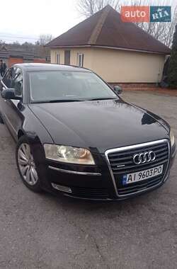 Audi A8  2008