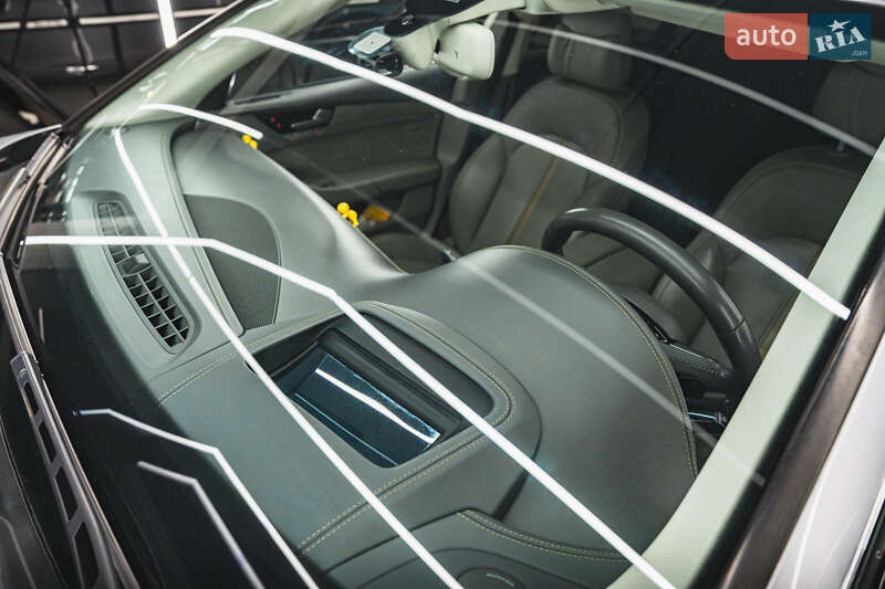 Седан Audi A8 2014 в Киеве фото 2 Седан Audi A8 2014 в Киеве