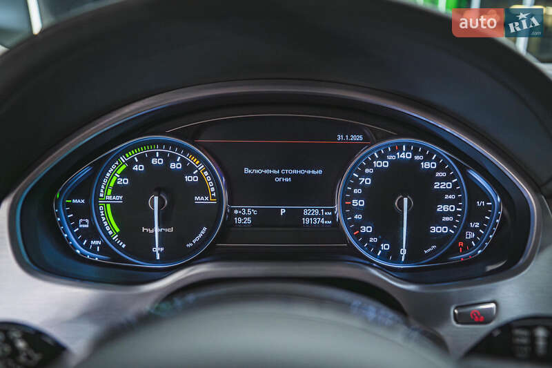 Седан Audi A8 2014 в Киеве фото 7 Седан Audi A8 2014 в Киеве