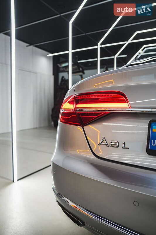 Седан Audi A8 2014 в Киеве фото 16 Седан Audi A8 2014 в Киеве
