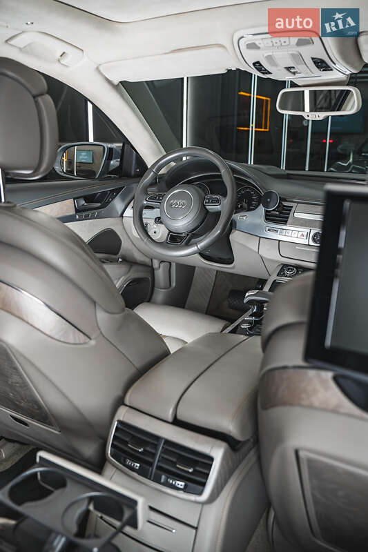 Седан Audi A8 2014 в Киеве фото 30 Седан Audi A8 2014 в Киеве