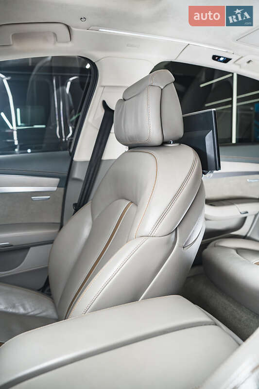 Седан Audi A8 2014 в Киеве фото 31 Седан Audi A8 2014 в Киеве