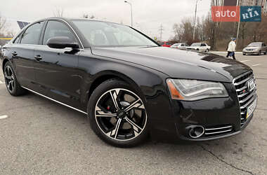 Audi A8  2012