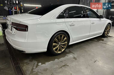 Audi A8  2017