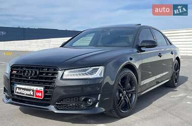 Audi A8  2015