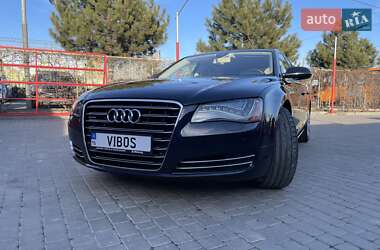 Audi A8  2013
