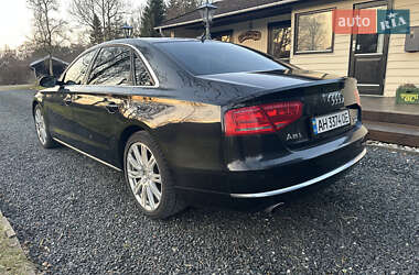 Седан Audi A8 2014 в Львові
