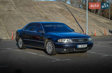 Audi A8  2000