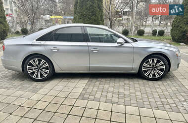 Audi A8  2014