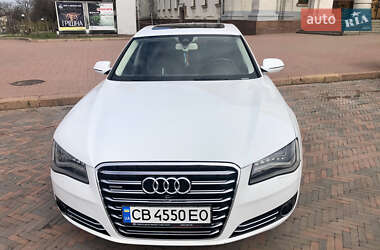 Audi A8  2012