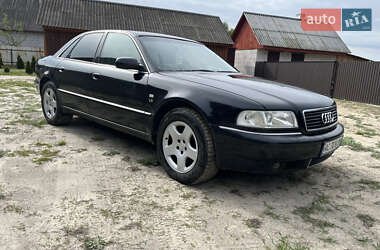 Audi A8  2000