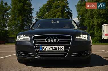Audi A8  2010