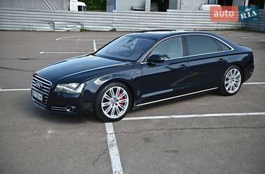 Audi A8  2010