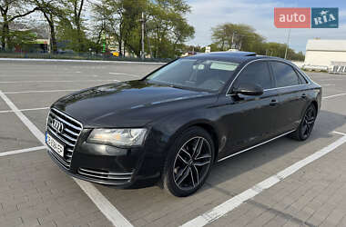 Audi A8  2012
