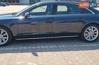 Audi A8  2014