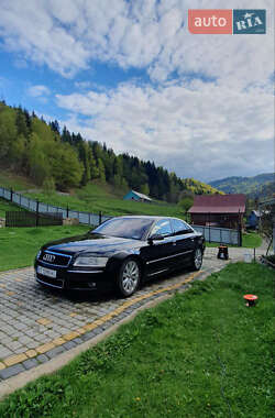 Audi A8  2002