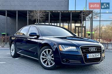 Audi A8  2012
