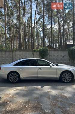 Audi A8  2013