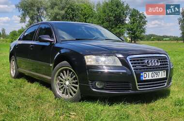 Audi A8  2004