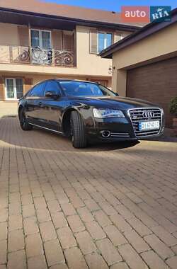 Audi A8  2013